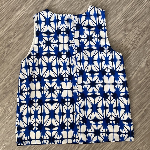 Banana Republic Blue and White Blouse - Picture 2 of 5